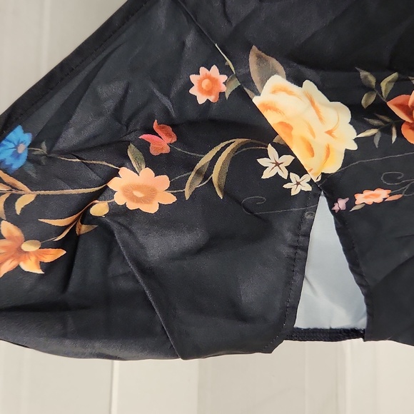 EUC Chicme Women's Floral sz XL Top - Picture 2 of 6